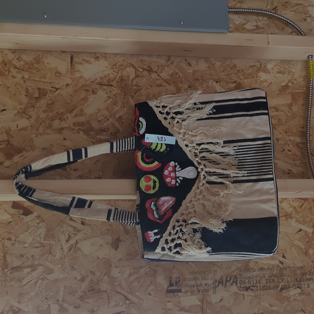 America & Beyond Fringe Lace Striper Bag